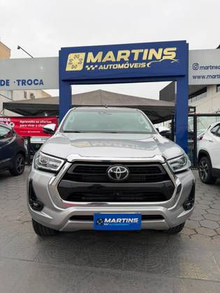 TOYOTA HILUX SW4 2.8 D-4D TURBO DIESEL SRX 4X4 AUTOMÁTICO